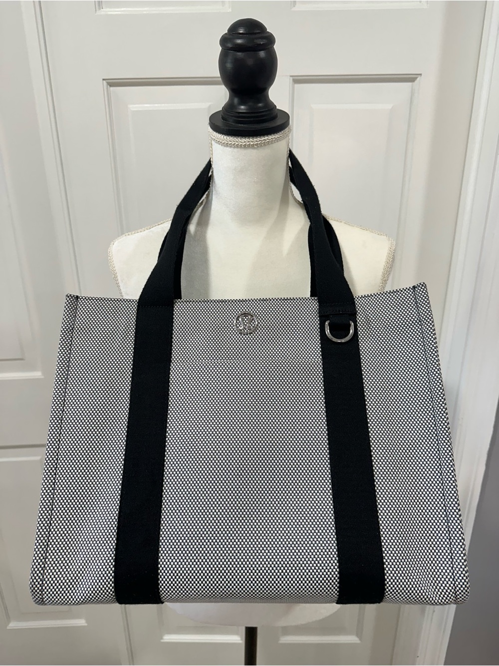 lululemon athletica Black and White Tote with Webbed Straps